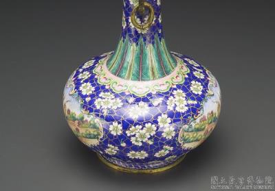 图片[2]-Garlic-head vase with paired handles and painted enamel decor, Qing dynasty, Qianlong reign (1736-1795)-China Archive